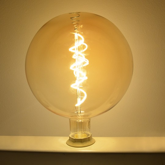 LED dekorativna sijalica 4W G200